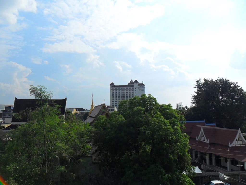 Chiangmai Inn Guesthouse Csiangmaj Kültér fotó